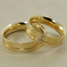 Aliança de Casamento em Ouro Amarelo 18K Reta com Friso e Brilhantes